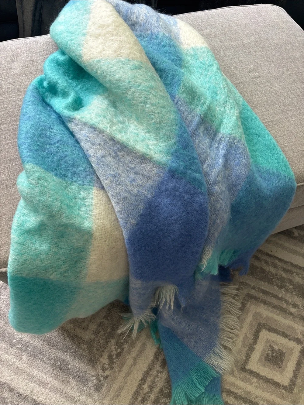 NWT 71” x 52” Avoca 70% mohair 30 % Wool Throw Blanket made in Ireland